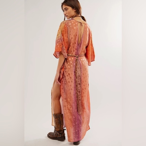 NWT Electric Universe Kaftan - Picture 3 of 3